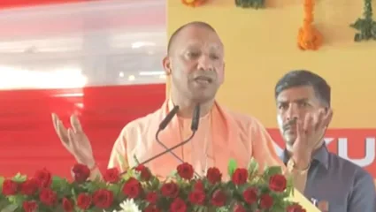 CM Yogi | सीएम योगी ने किया अंकुर उद्योग के इंटीग्रेटेड स्टील प्लांट का उद्घाटन, बोले- इंग्लैंड में बनने वाली वेब्ले स्कॉट रिवाल्वर अब यूपी में बनेगी