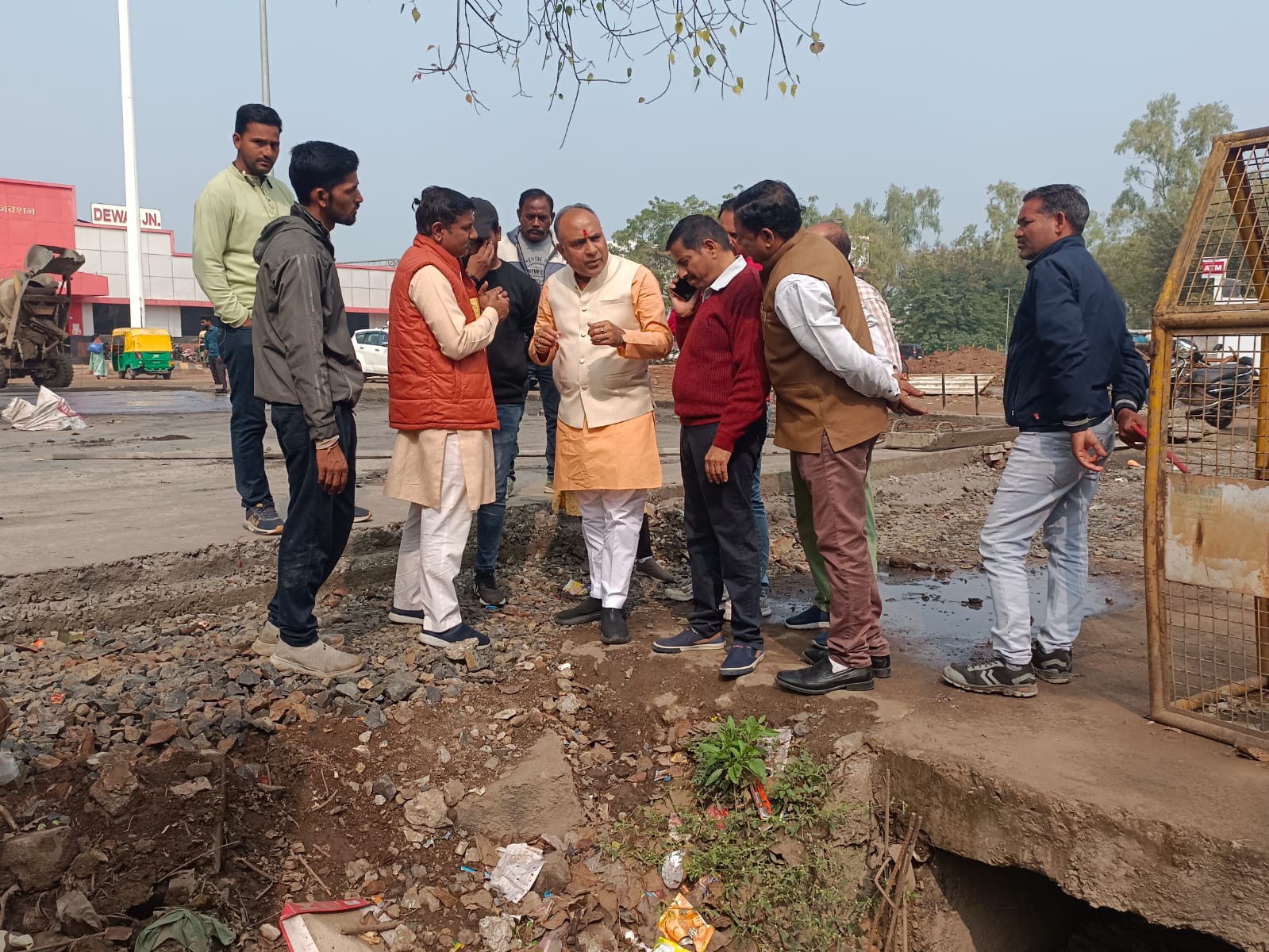 उमाकांत कॉलोनी के रहवासियों ने जलजमाव की चिंता जताई