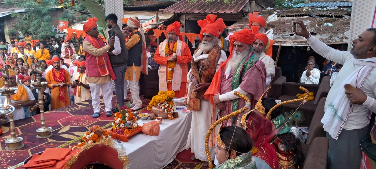 अक्षत कलश की शोभायात्रा में उमड़ा सर्व हिंदू समाज