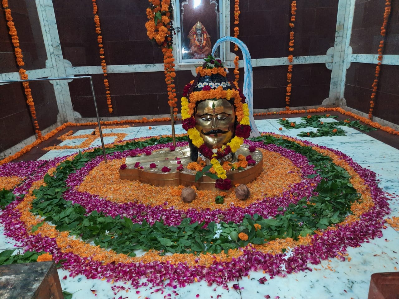 मानस भवन शिव मंदिर में महाशिवरात्रि पर्व पर विभिन्न कार्यक्रमों का आयोजन