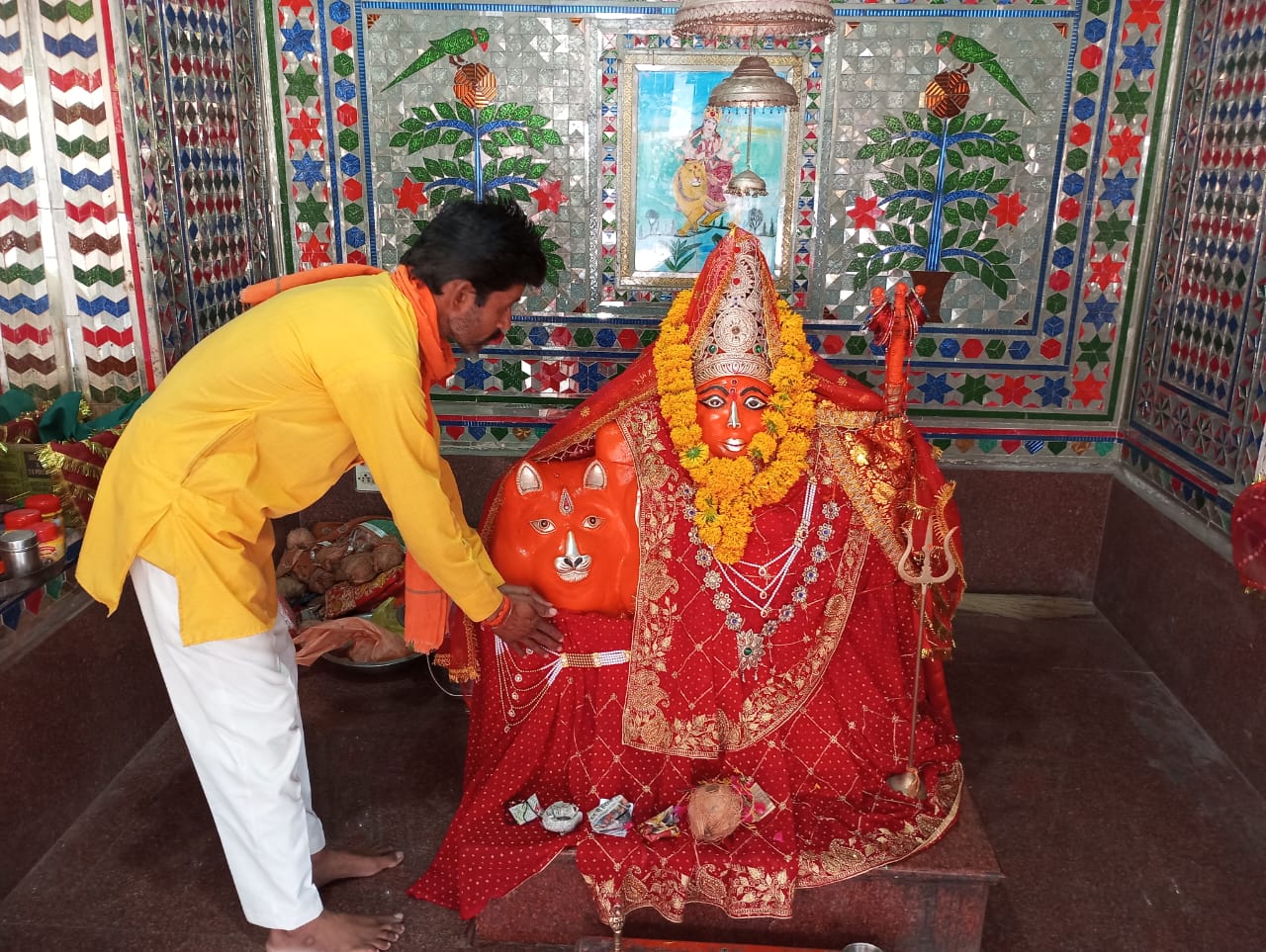 शक्ति माता अपने भक्तों की पूरी करती हैं मनोकामना