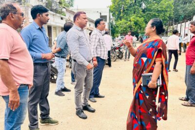 सीएमएचओ डॉ. बेक ने सिविल अस्पताल सोनकच्‍छ का निरीक्षण कर कुक को हटाया