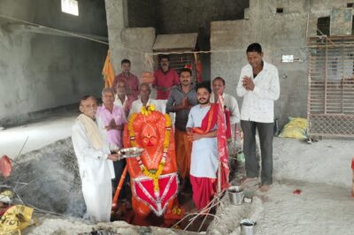 नव निर्मित खेड़ापति मंदिर में हुआ रमक-झमक अभिषेक