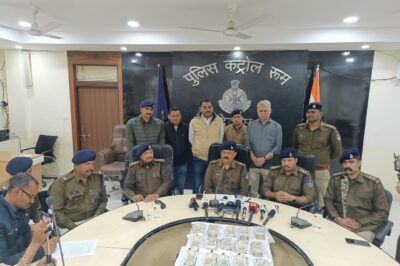 रिकॉर्ड समय में चोर पकड़ा, अमलतास अस्पताल ने पुलिस टीम को 1 लाख 51 हजार का नगद पुरस्कार दिया