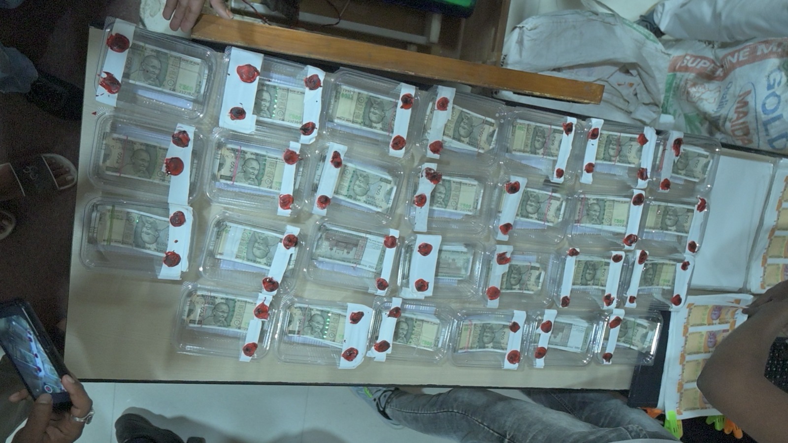 नकली नोट