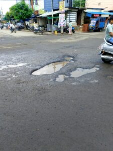 जर्जर रोड