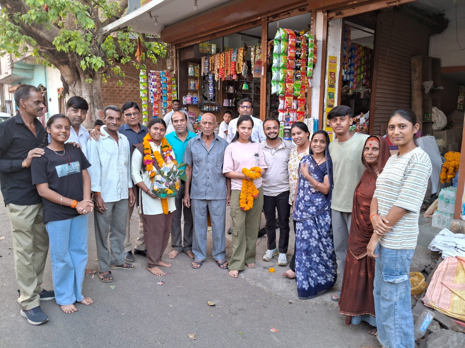 MP Board Merit: Bhaurasa’s Rashi Mali Secures 7th Rank, Aims to Become CA