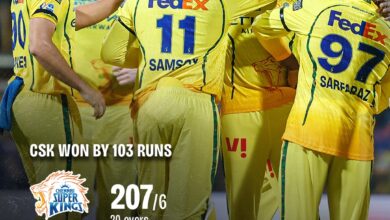 विकेट लेने के बाद जश्न मनाती चेन्नई सुपर किंग्स की टीम