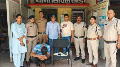 देवास सिविल लाइन पुलिस द्वारा अवैध पिस्टल और कारतूस के साथ गिरफ्तार आरोपी।