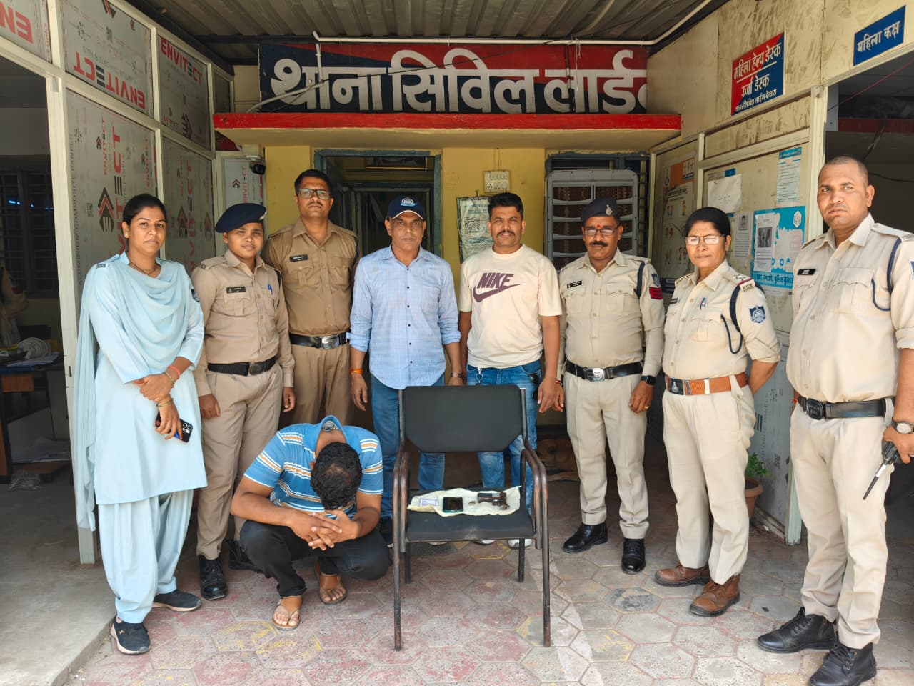 देवास सिविल लाइन पुलिस द्वारा अवैध पिस्टल और कारतूस के साथ गिरफ्तार आरोपी।