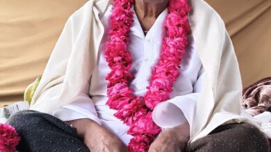 देवास में प्रवचन देते सद्गुरु मंगलनाम साहेब
