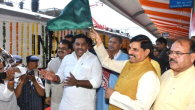 सोमनाथ स्वाभिमान यात्रा को रवाना करते मुख्यमंत्री डॉ. मोहन यादव