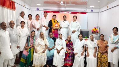 देवास के प्रजापिता ब्रह्माकुमारी ईश्वरीय विश्वविद्यालय के कालानी बाग सेंटर पर आयोजित कार्यक्रम