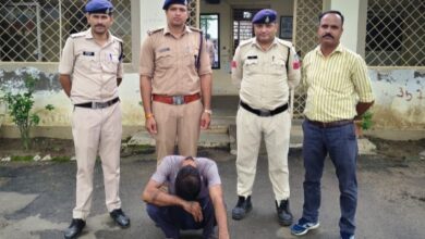 आरोपी टोंकखुर्द पुलिस की गिरफ्त में।