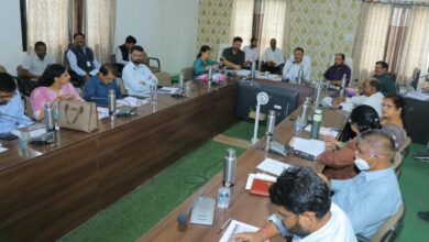 देवास कलेक्टर ऋतुराज सिंह ने ली टीएल मीटिंग